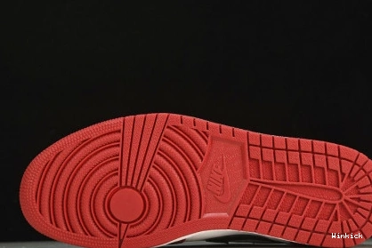 705329-600 Retro Low 1  Jordan Chicago 0927